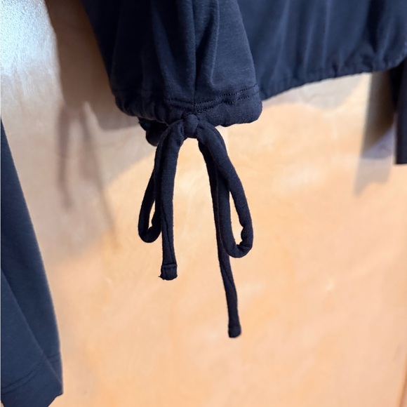 Athleta Cooldown Top XS - NWOT - Picture 3 of 7